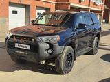 Toyota 4Runner 2013 годаүшін16 200 000 тг. в Уральск – фото 2