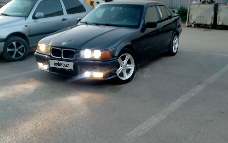 BMW 318 1993 годаүшін1 200 000 тг. в Караганда