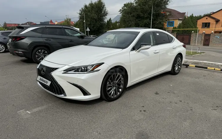 Lexus ES 250 2023 годаүшін27 000 000 тг. в Алматы