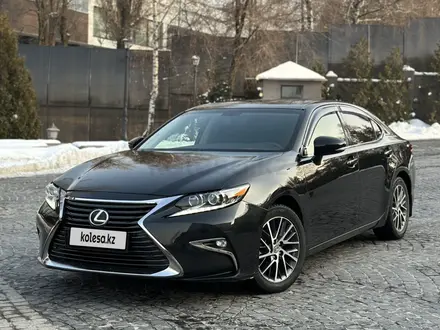 Lexus ES 200 2015 года за 14 000 000 тг. в Алматы – фото 2