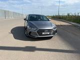 Hyundai Elantra 2018 года за 7 400 000 тг. в Астана – фото 2