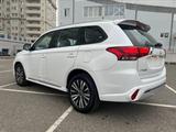 Mitsubishi Outlander 2022 года за 11 300 000 тг. в Павлодар – фото 3