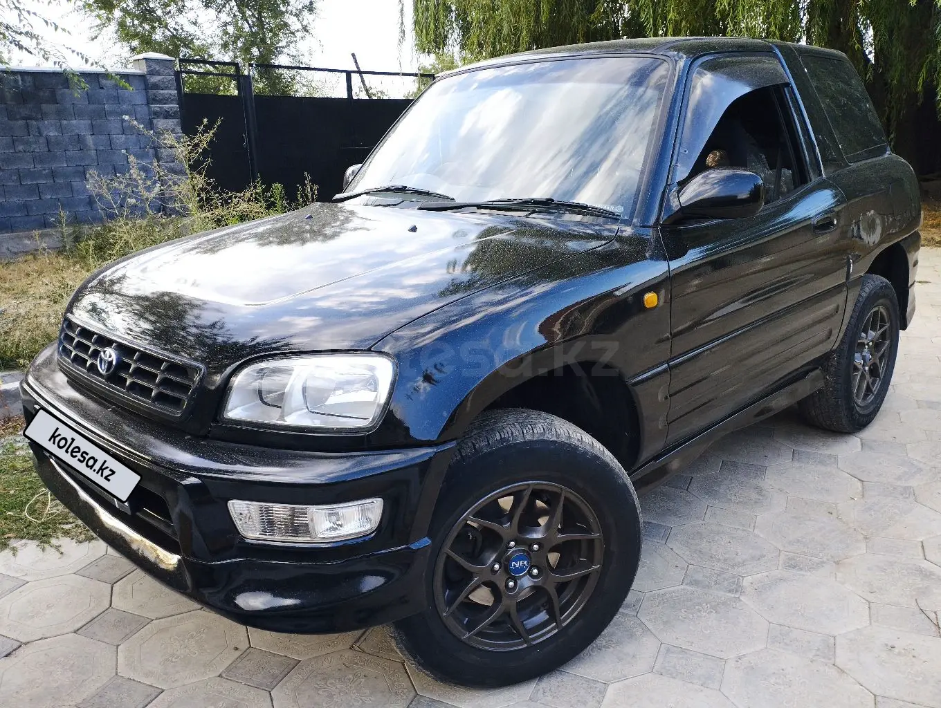 Toyota RAV4, 2000