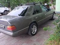 Mercedes-Benz E 260 1991 годаүшін1 300 000 тг. в Шымкент