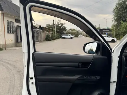 Toyota Hilux 2022 года за 20 000 000 тг. в Алматы – фото 8