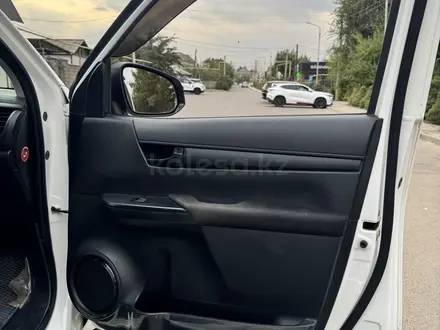 Toyota Hilux 2022 года за 20 000 000 тг. в Алматы – фото 9