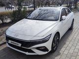 Hyundai Elantra 2023 года за 9 300 000 тг. в Актау – фото 2