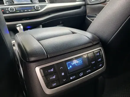 Toyota Highlander 2014 года за 15 166 287 тг. в Шымкент – фото 11