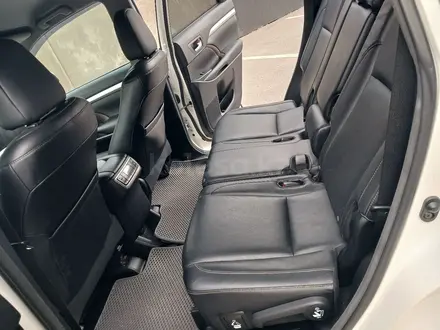 Toyota Highlander 2014 года за 15 166 287 тг. в Шымкент – фото 9