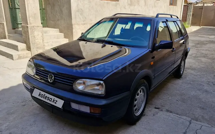 Volkswagen Golf 1995 годаүшін2 650 000 тг. в Шымкент