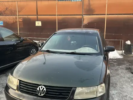 Volkswagen Passat 1997 года за 1 250 000 тг. в Алматы – фото 2