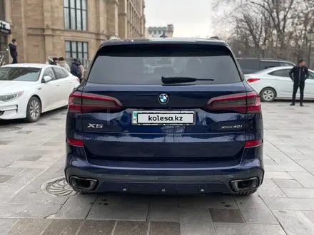 BMW X5 2023 года за 53 000 000 тг. в Астана – фото 2