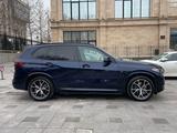 BMW X5 2023 года за 53 000 000 тг. в Астана