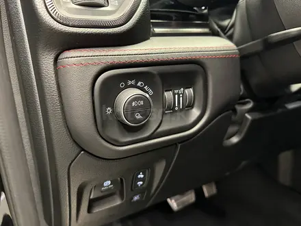 Dodge RAM 2025 года за 54 999 000 тг. в Алматы – фото 26