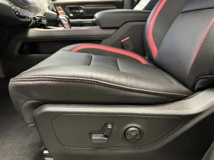 Dodge RAM 2025 года за 54 999 000 тг. в Алматы – фото 20