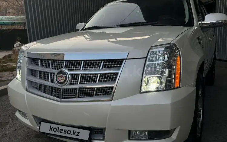 Cadillac Escalade 2014 годаүшін22 000 000 тг. в Алматы