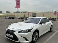 Lexus ES 250 2021 годаүшін28 000 000 тг. в Алматы