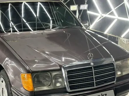 Mercedes-Benz E 230 1992 года за 1 400 000 тг. в Кызылорда – фото 3