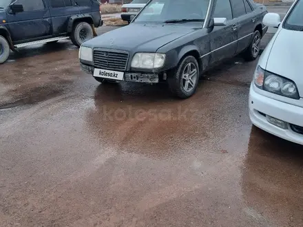 Mercedes-Benz E 200 1991 года за 1 300 000 тг. в Жезказган – фото 3