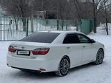 Toyota Camry 2017 года за 9 500 000 тг. в Атырау – фото 2