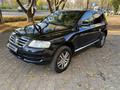 Volkswagen Touareg 2004 года за 6 000 000 тг. в Алматы – фото 13