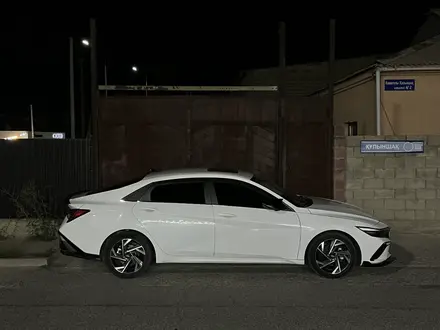 Hyundai Elantra 2024 года за 8 200 000 тг. в Шымкент – фото 4