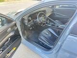 Hyundai Elantra 2021 года за 8 700 000 тг. в Атырау – фото 5