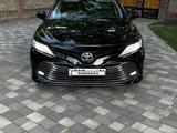 Toyota Camry 2018 года за 13 800 000 тг. в Усть-Каменогорск