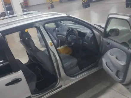 Toyota Raum 1997 года за 1 550 000 тг. в Алматы – фото 5