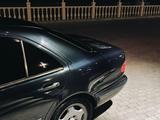 Mercedes-Benz E 280 1997 годаfor3 330 000 тг. в Актау – фото 3