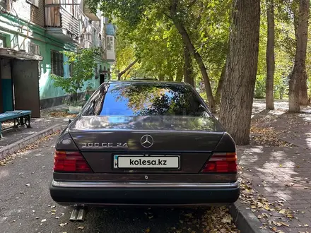 Mercedes-Benz E 320 1990 года за 2 900 000 тг. в Астана – фото 9