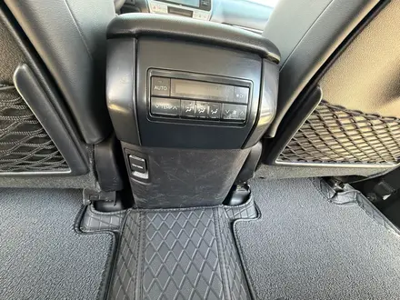 Toyota Land Cruiser Prado 2019 года за 21 000 000 тг. в Актау – фото 14