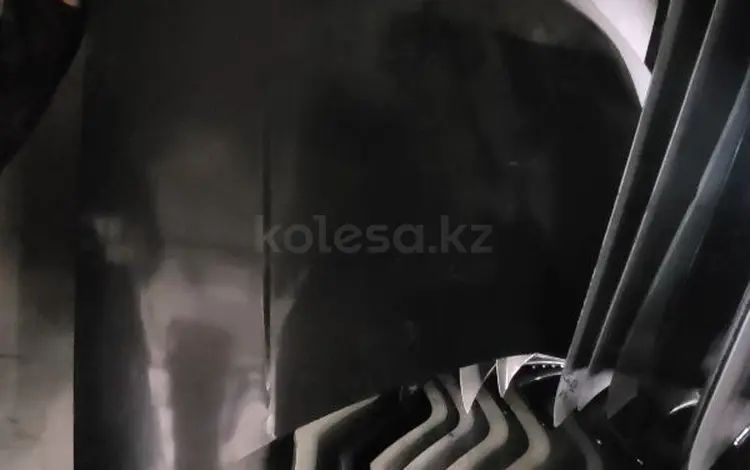 Капот на Mondeo за 25 000 тг. в Алматы