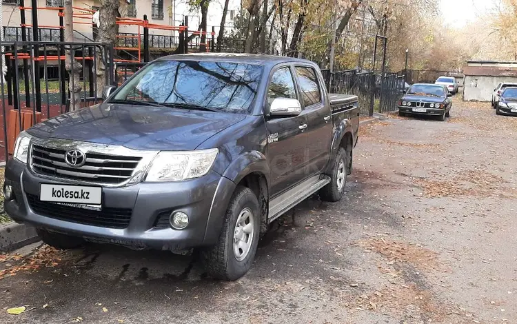 Toyota Hilux 2014 года за 13 800 000 тг. в Алматы