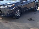 Toyota Highlander 2019 года за 19 500 000 тг. в Атбасар – фото 4