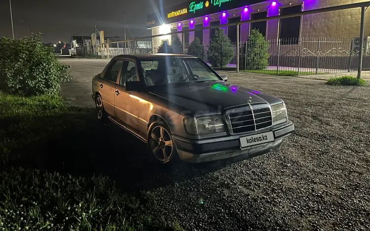 Mercedes-Benz E 260 1989 года за 1 400 000 тг. в Приозерск