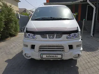 Mitsubishi Delica