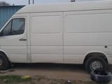 Mercedes-Benz Sprinter 2002 года за 3 500 000 тг. в Шымкент – фото 2