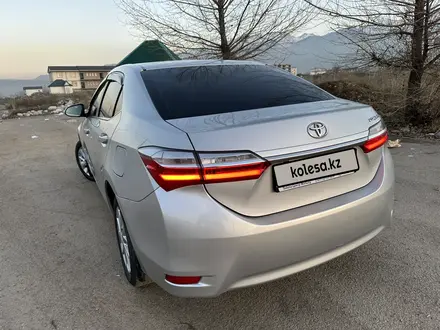 Toyota Corolla 2018 года за 8 800 000 тг. в Алматы – фото 8