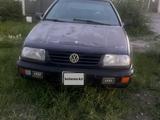 Volkswagen Vento 1994 года за 450 000 тг. в Астана