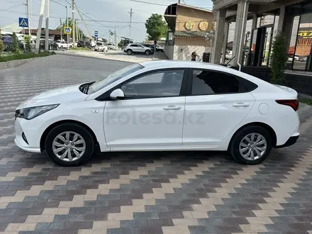 Hyundai Accent 2021 года за 7 100 000 тг. в Шымкент – фото 4