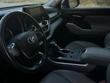 Toyota Highlander 2021 годаfor23 000 000 тг. в Шымкент – фото 5