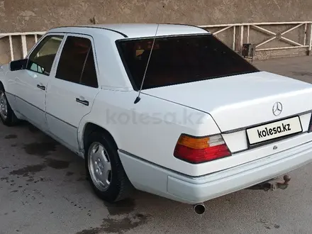 Mercedes-Benz E 230 1990 года за 1 100 000 тг. в Шымкент – фото 9
