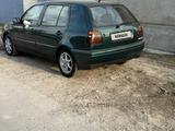 Volkswagen Golf 1997 года за 2 700 000 тг. в Тараз – фото 2