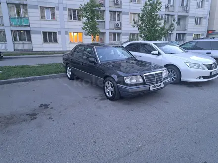 Mercedes-Benz E 320 1995 года за 3 500 000 тг. в Шымкент – фото 7