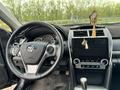 Toyota Camry 2012 года за 7 650 000 тг. в Уральск – фото 15