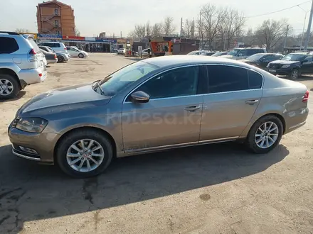 Volkswagen Passat 2012 года за 4 900 000 тг. в Алматы – фото 8