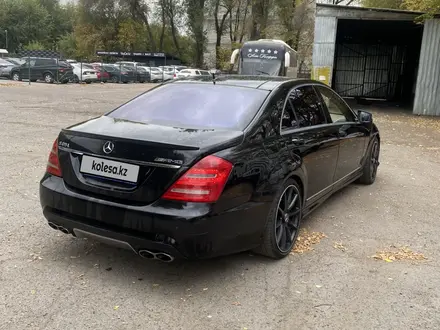 Mercedes-Benz S 65 AMG 2006 года за 9 700 000 тг. в Алматы – фото 3