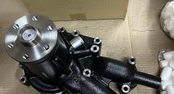 Помпа на ISUZU 6HK1 за 87 500 тг. в Алматы