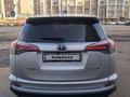 Toyota RAV4 2015 годаүшін10 300 000 тг. в Астана – фото 6